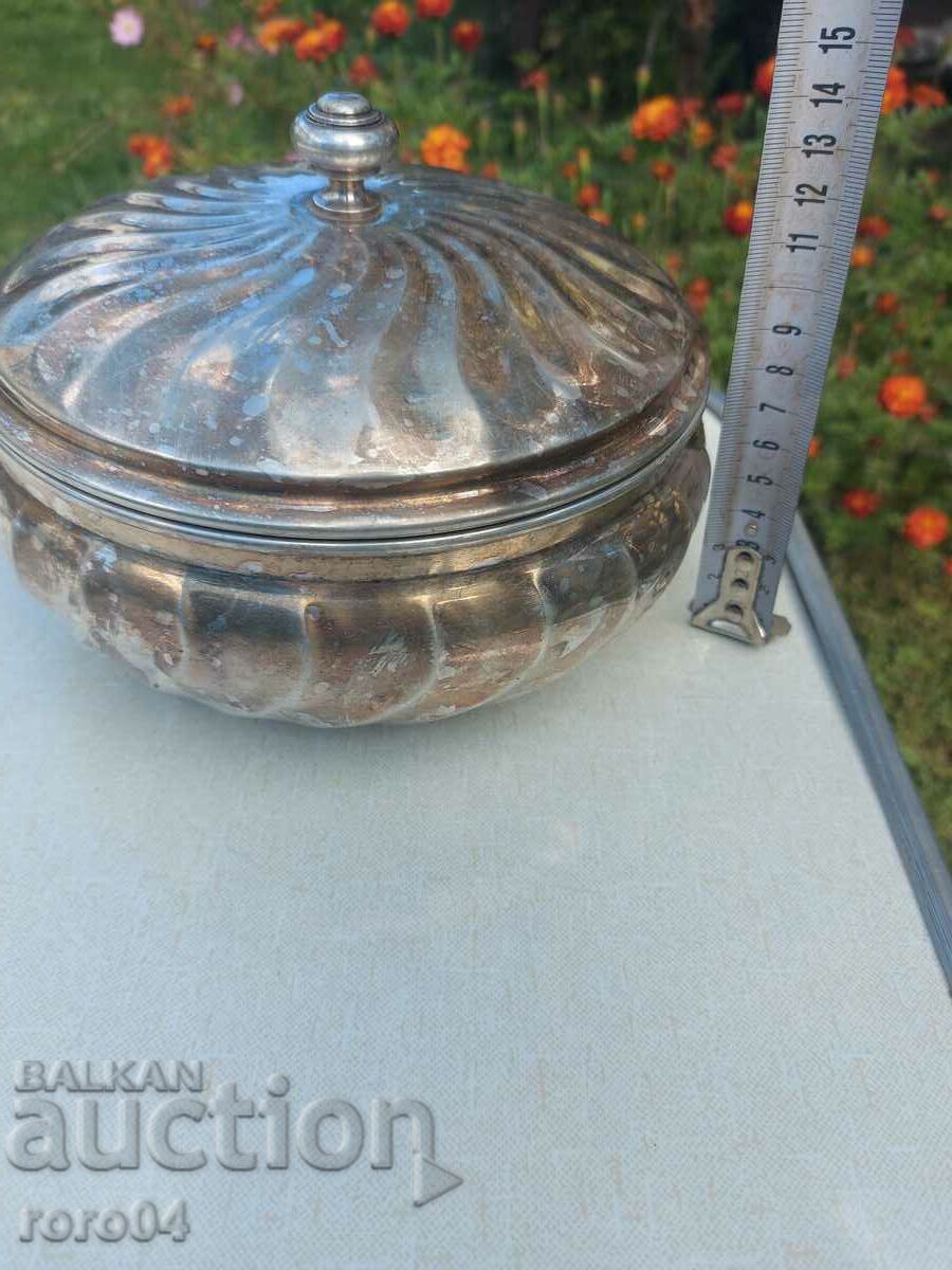 BEAUTIFUL SILVER DISH - CANDY BOX - BOX - 5 BEAUTIFUL SILVER DISH - CANDY BOX - BOX - 5