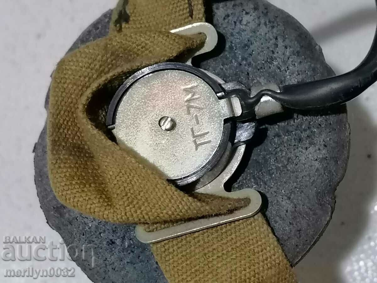 Delivery of Headphones from the USSR radio station Delivery of Headphones from the USSR radio station