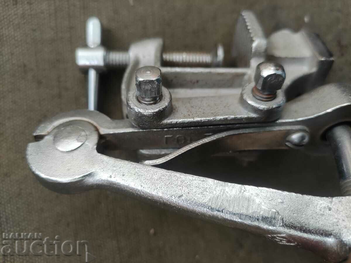 Small anvil vise - 5 Small anvil vise - 5