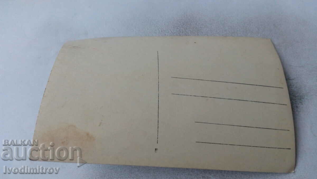 Снимка Мъже на празнична трапеза с цена 1.75 лв. | € 0.89 Снимка Мъже на празнична трапеза с цена 1.75 лв. | € 0.89