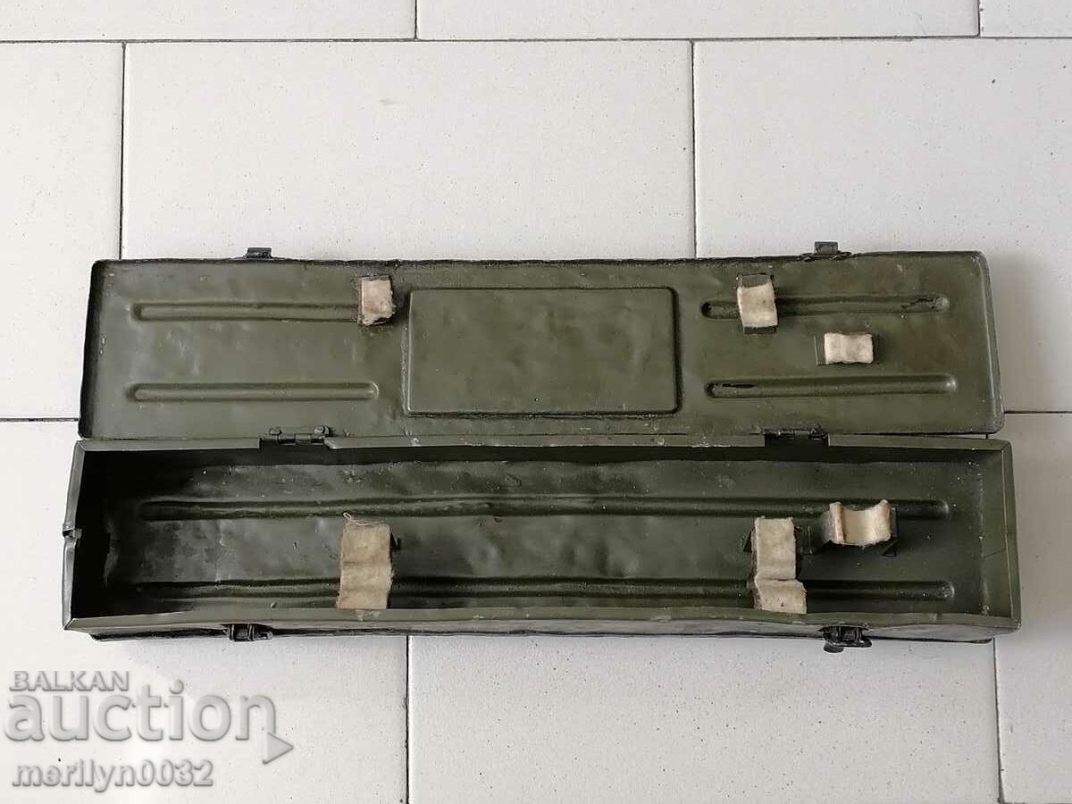 Cutie metalică a armatei germane Cutie al doilea război mondial - 7 Cutie metalică a armatei germane Cutie al doilea război mondial - 7