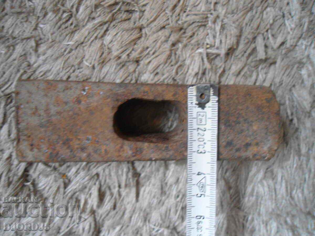 Auction  Old hammer, 0.850 kg