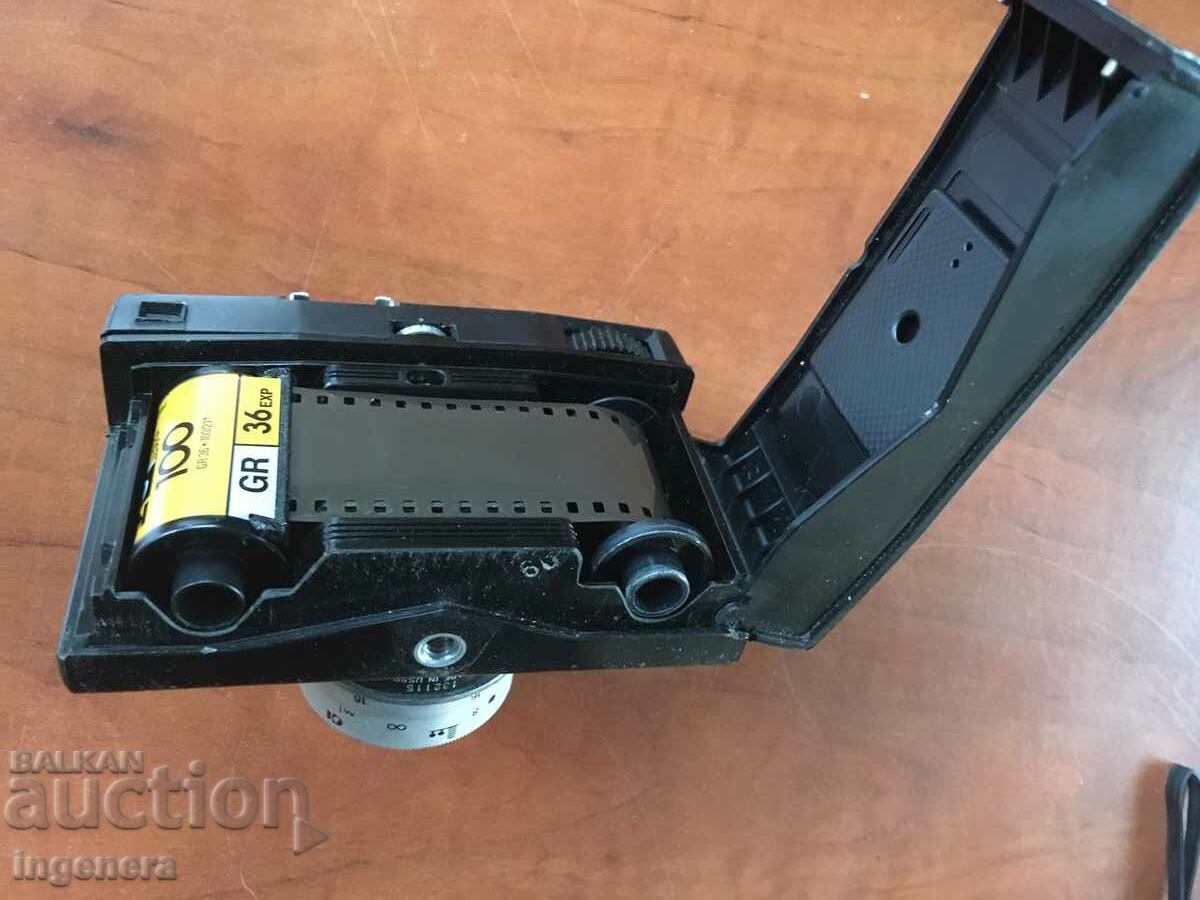 Auction CAMERA "CHANGE 8M" LOMO USSR WORKS AND HAS TAPE Auction CAMERA "CHANGE 8M" LOMO USSR WORKS AND HAS TAPE