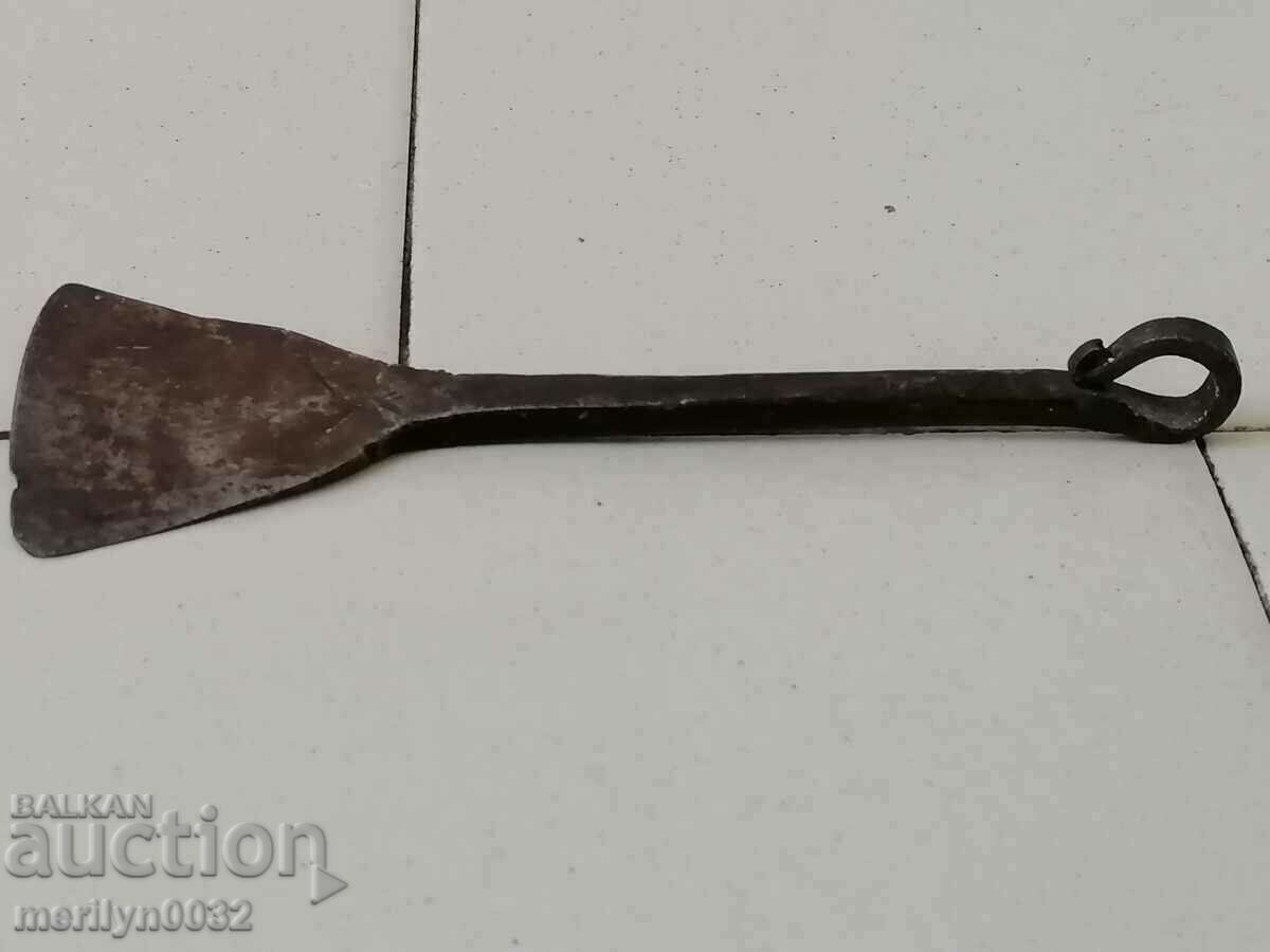 Tunder, ugribki, spatule, ugribka, fier forjat cu preț 33.00 BGN | € 16.87 Tunder, ugribki, spatule, ugribka, fier forjat cu preț 33.00 BGN | € 16.87