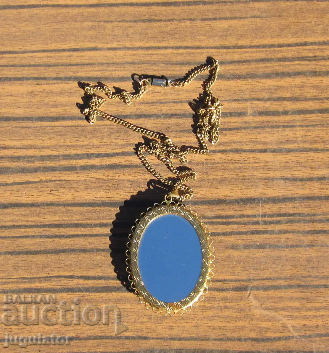 old ladies gold plated mirror pendant with chain embroidery - 6