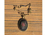 old ladies gold plated mirror pendant with chain embroidery