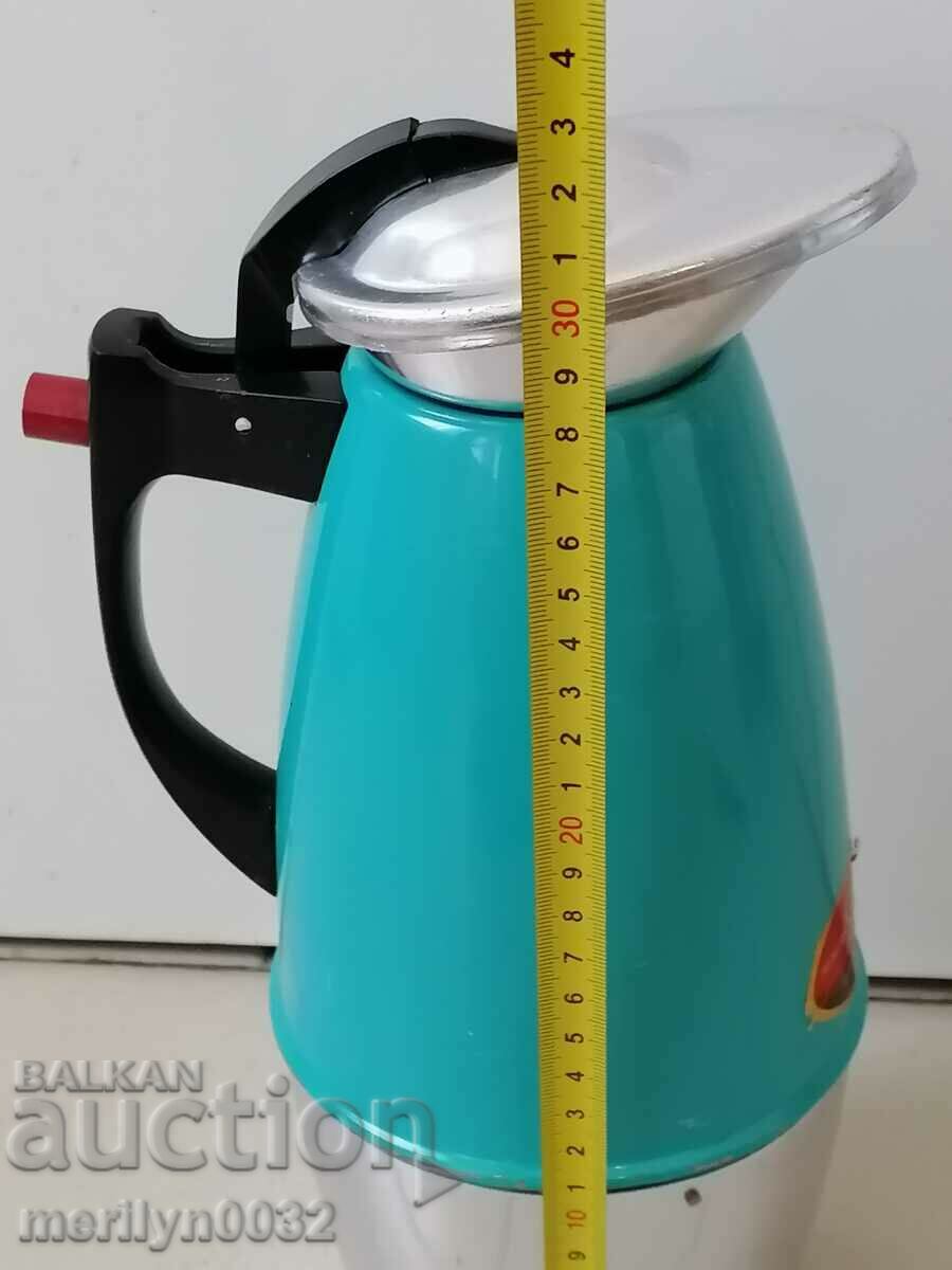 Old coat thermos, kettle, bottle, cauldron with price 49.00 BGN | € 25.05 Old coat thermos, kettle, bottle, cauldron with price 49.00 BGN | € 25.05