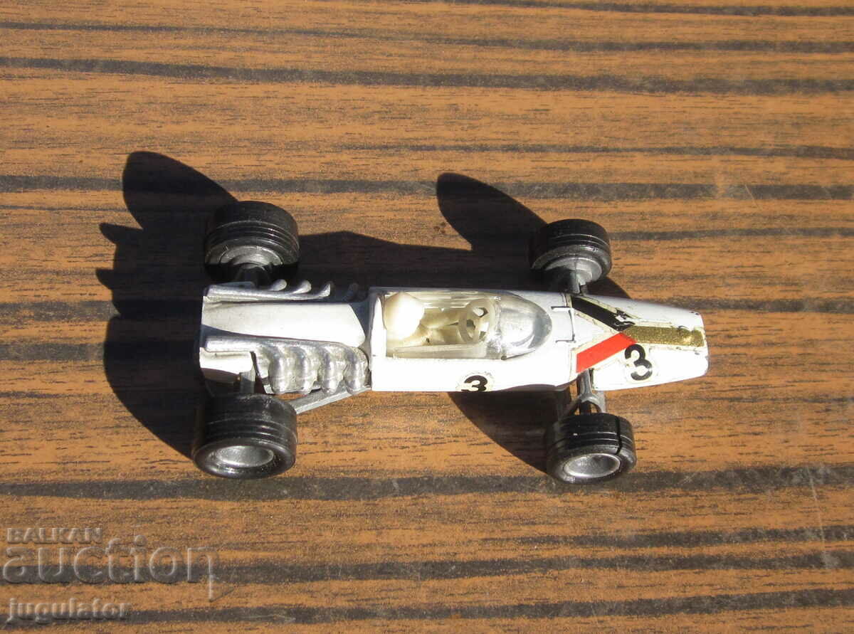 B.R.M. old metal formula 1 F1 toy car with price 20.00 BGN | € 10.23 B.R.M. old metal formula 1 F1 toy car with price 20.00 BGN | € 10.23