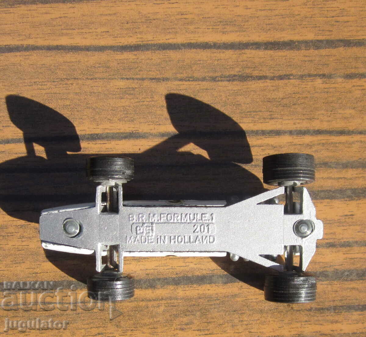 B.R.M. old metal formula 1 F1 toy car - 5 B.R.M. old metal formula 1 F1 toy car - 5