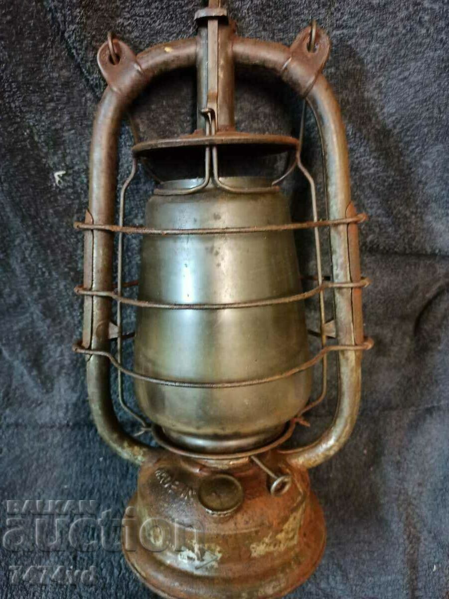 Auction OLD MILITARY GERMAN GAS LANTERN -FROWO Auction OLD MILITARY GERMAN GAS LANTERN -FROWO