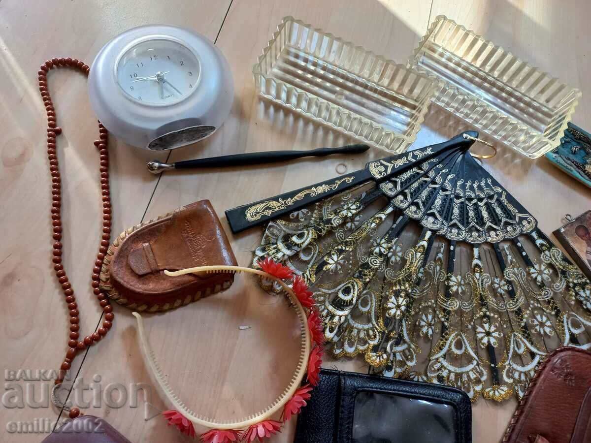 Lot of retro accessories screw social. with price 10.00 BGN | € 5.11 Lot of retro accessories screw social. with price 10.00 BGN | € 5.11