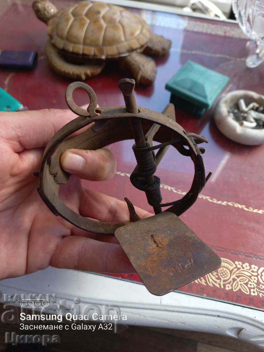 Auction  RARE OLD TRAP SMALL GAME TRAP
