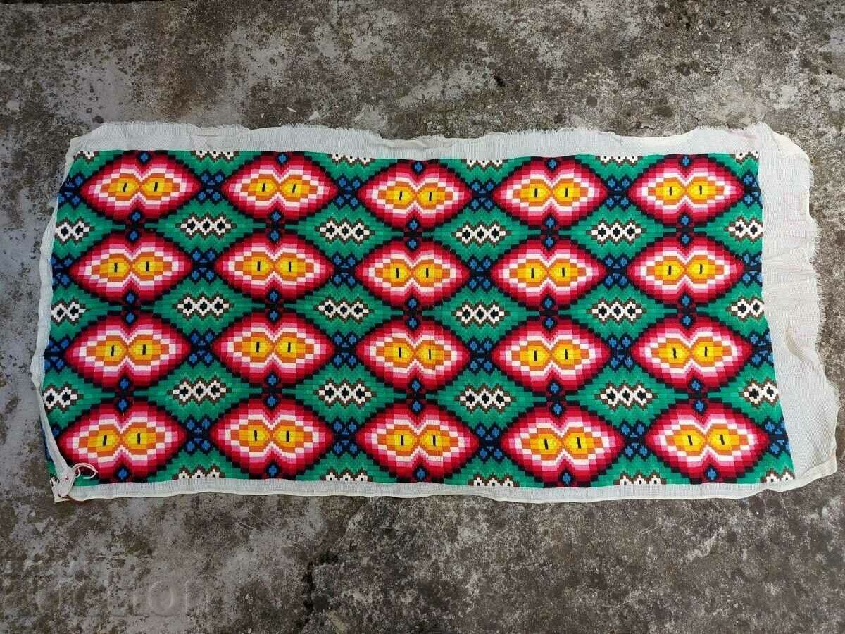 OLD QUILT PANEL PILLOW EMBROIDERY EMBROIDERY with price 19.00 BGN | € 9.71 OLD QUILT PANEL PILLOW EMBROIDERY EMBROIDERY with price 19.00 BGN | € 9.71