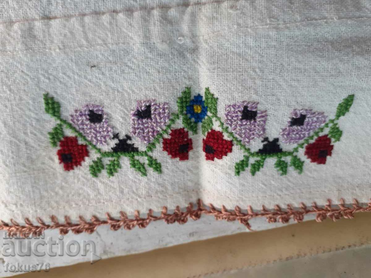 Check embroidery embroidery folklore with price 36.00 BGN | € 18.41 Check embroidery embroidery folklore with price 36.00 BGN | € 18.41