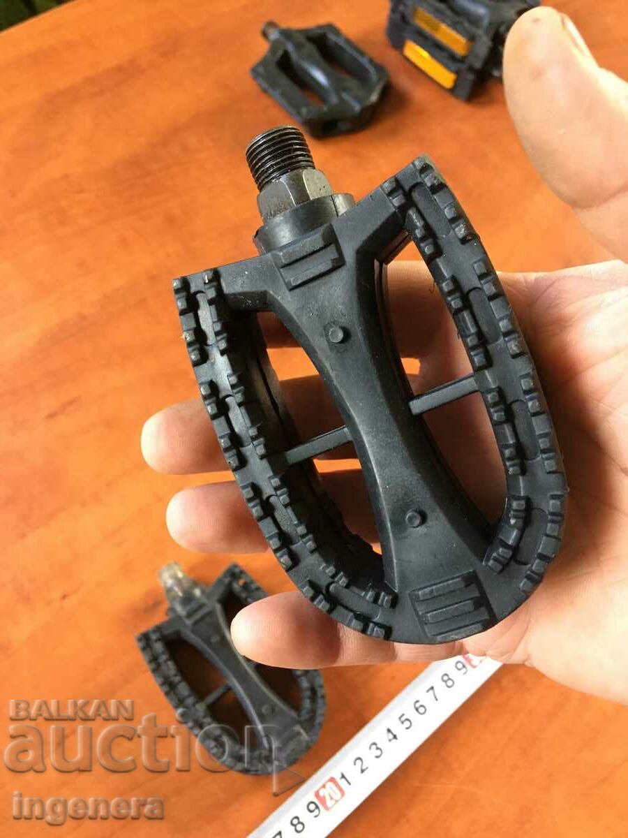 PEDALA PEDALE BICICLETA ROATA CU REFLECTOARE DE LUMINA-2 BUC. - 6