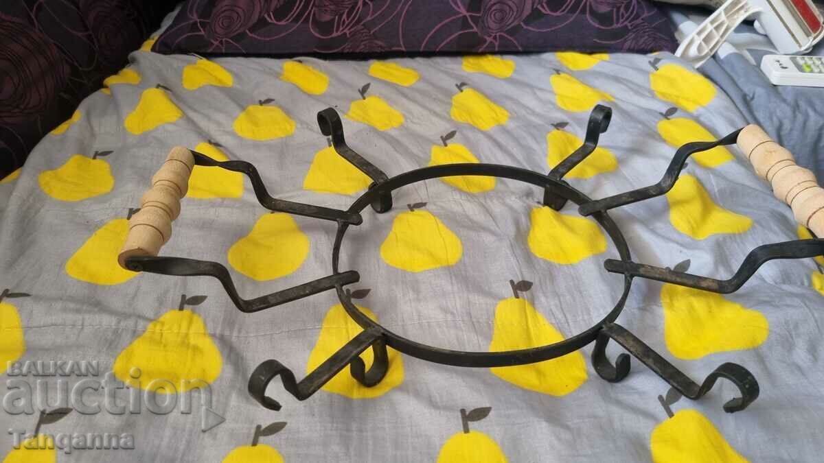 Βάση μπάλας με τιμή 20.00 BGN | € 10.23 Βάση μπάλας με τιμή 20.00 BGN | € 10.23