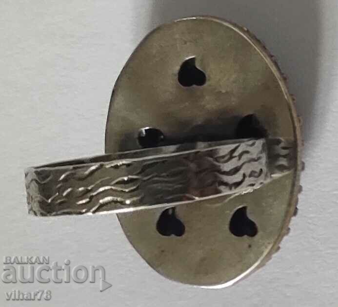 SOLID SILVER RING WITH HUGE CROWN RUBIES AND ZIRCONIA - 6 SOLID SILVER RING WITH HUGE CROWN RUBIES AND ZIRCONIA - 6