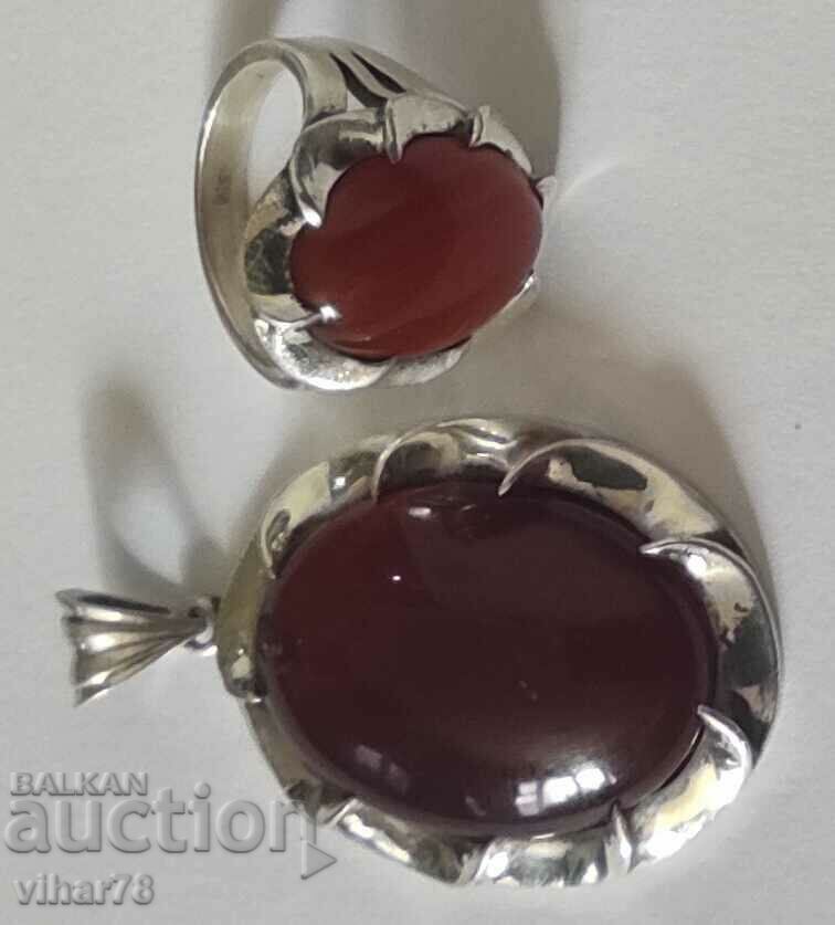Auction  MASSIVE CARNELOL PENDANT AND RING SET