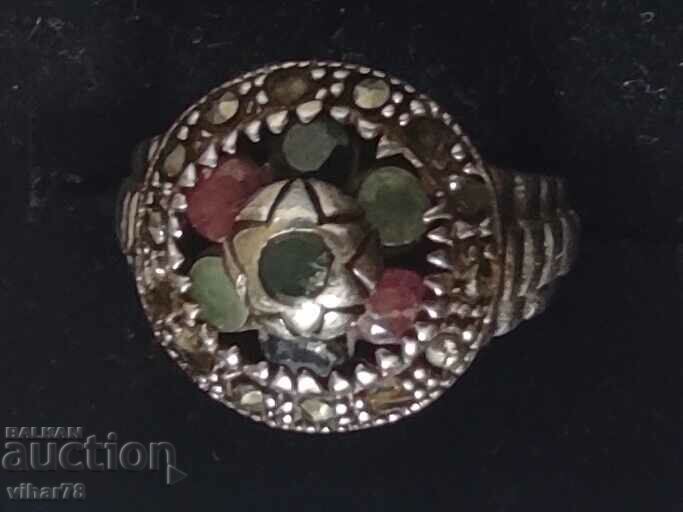 Livrarea INEL DE ARGINT VECHI CU SMERALDE NATURALE, RUBINE, SAFIRE