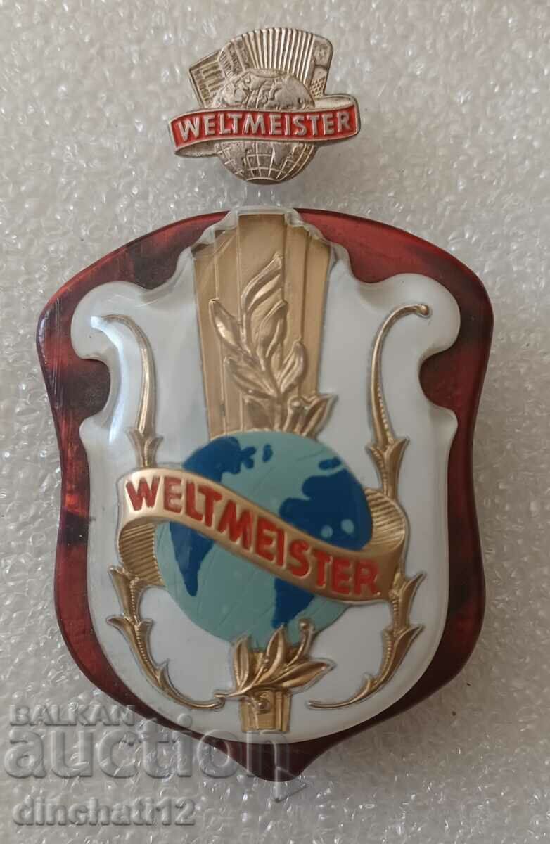 Veche emblemă și insigna de acordeon Weltmeister