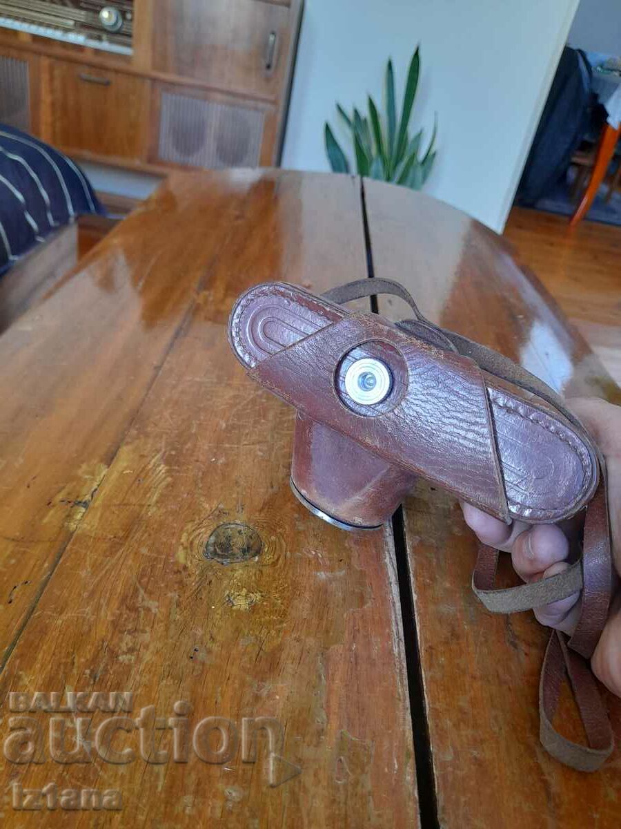 Livrarea Carcasă veche pentru cameră FED 3