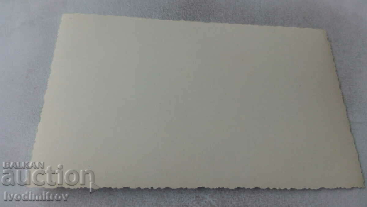 Photo Silistra A boy and two young girls with price 2.35 BGN | € 1.20 Photo Silistra A boy and two young girls with price 2.35 BGN | € 1.20