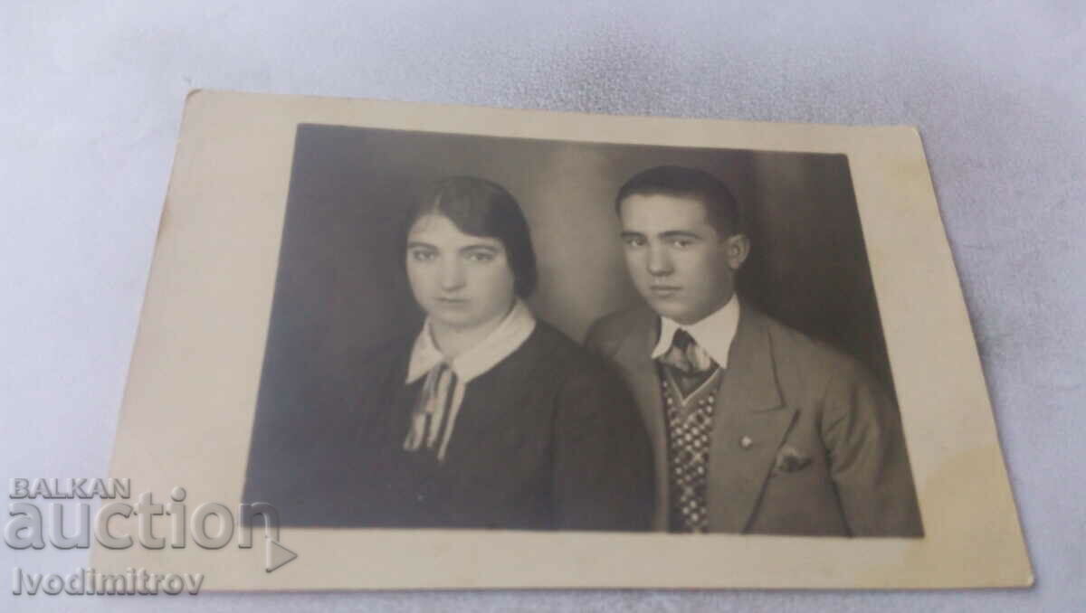 Снимка София Млад мъж и младо момиче 1931