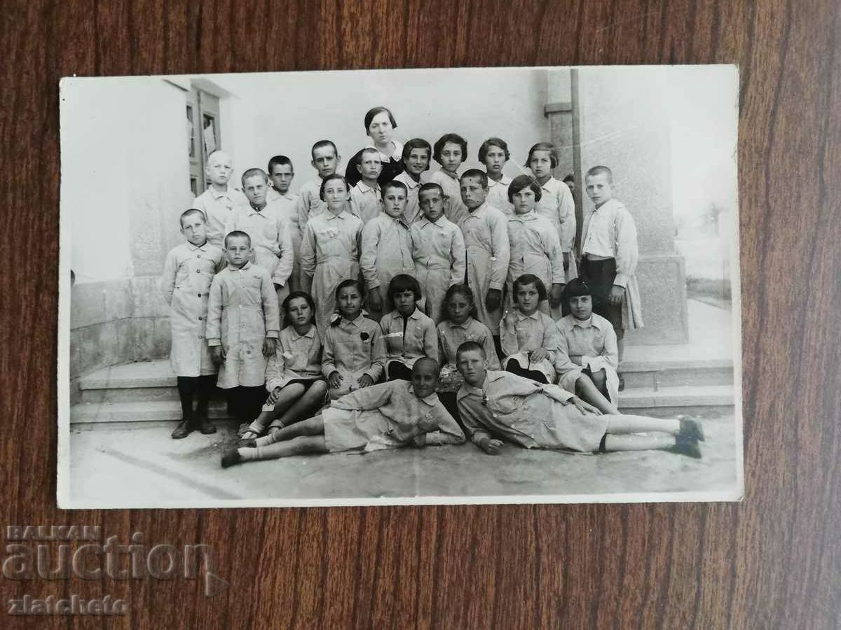 Old photo Kingdom of Bulgaria - orphans