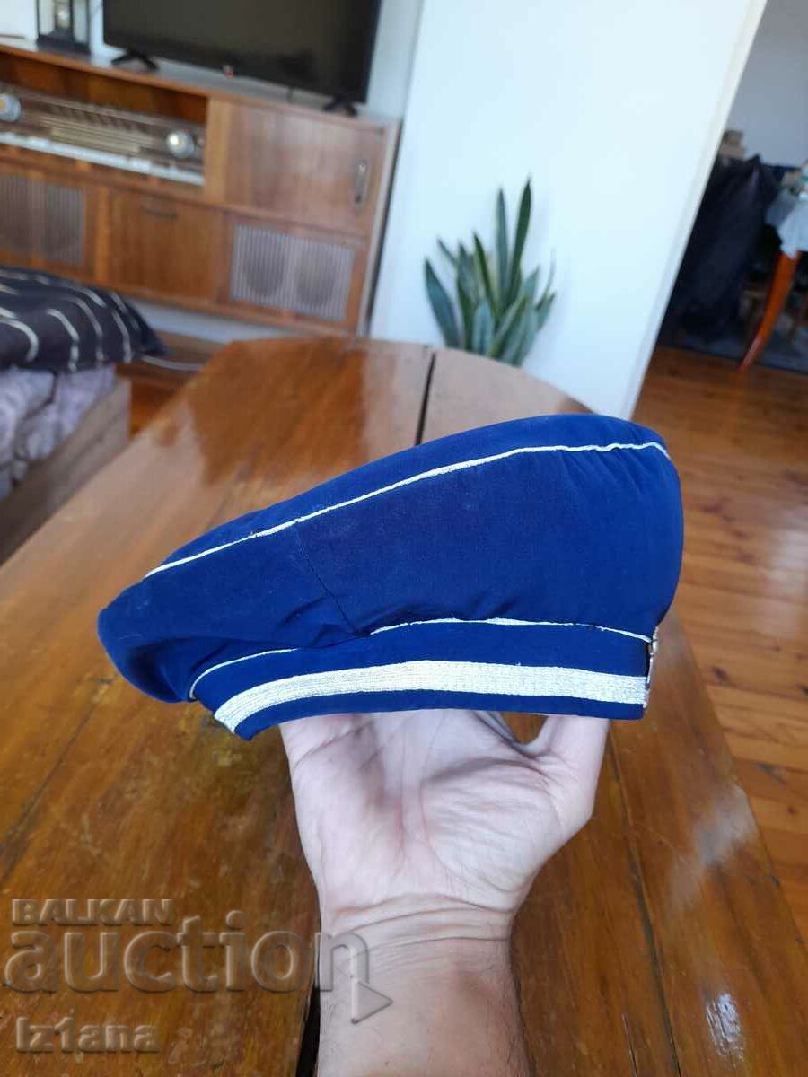 Auction Old hat, cap Auction Old hat, cap