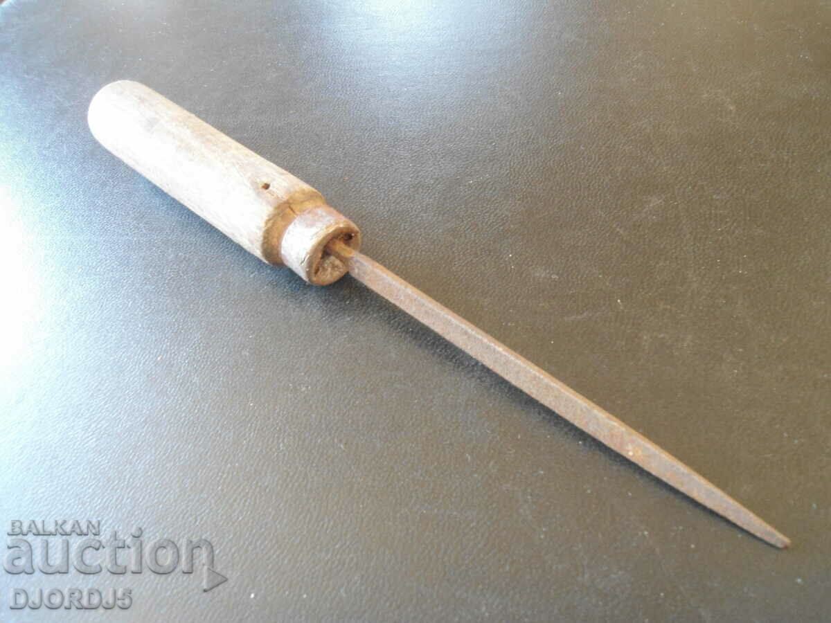 An old tool, a file with price 2.00 BGN | € 1.02 An old tool, a file with price 2.00 BGN | € 1.02