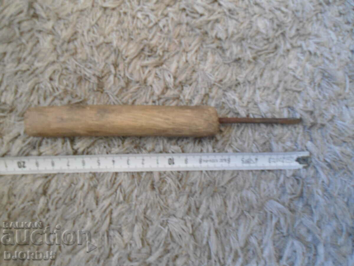 Auction Old tool, screwdriver Auction Old tool, screwdriver