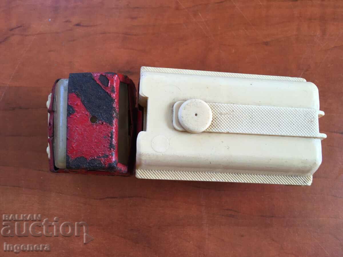 Auction TOY CAR TROLLEY SHEET METAL TRUCK Auction TOY CAR TROLLEY SHEET METAL TRUCK