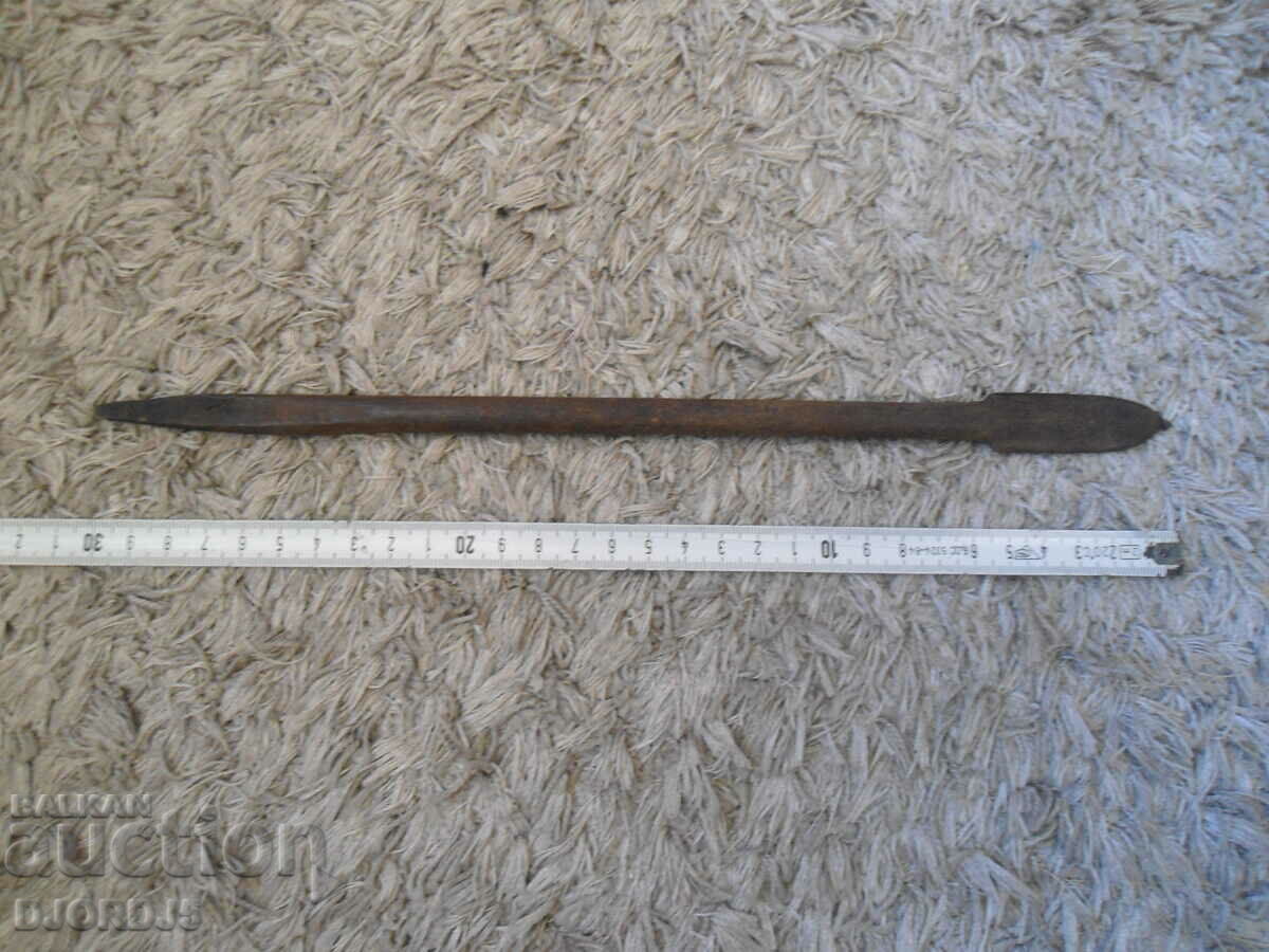 Auction An old tool, a drill, a mattock Auction An old tool, a drill, a mattock