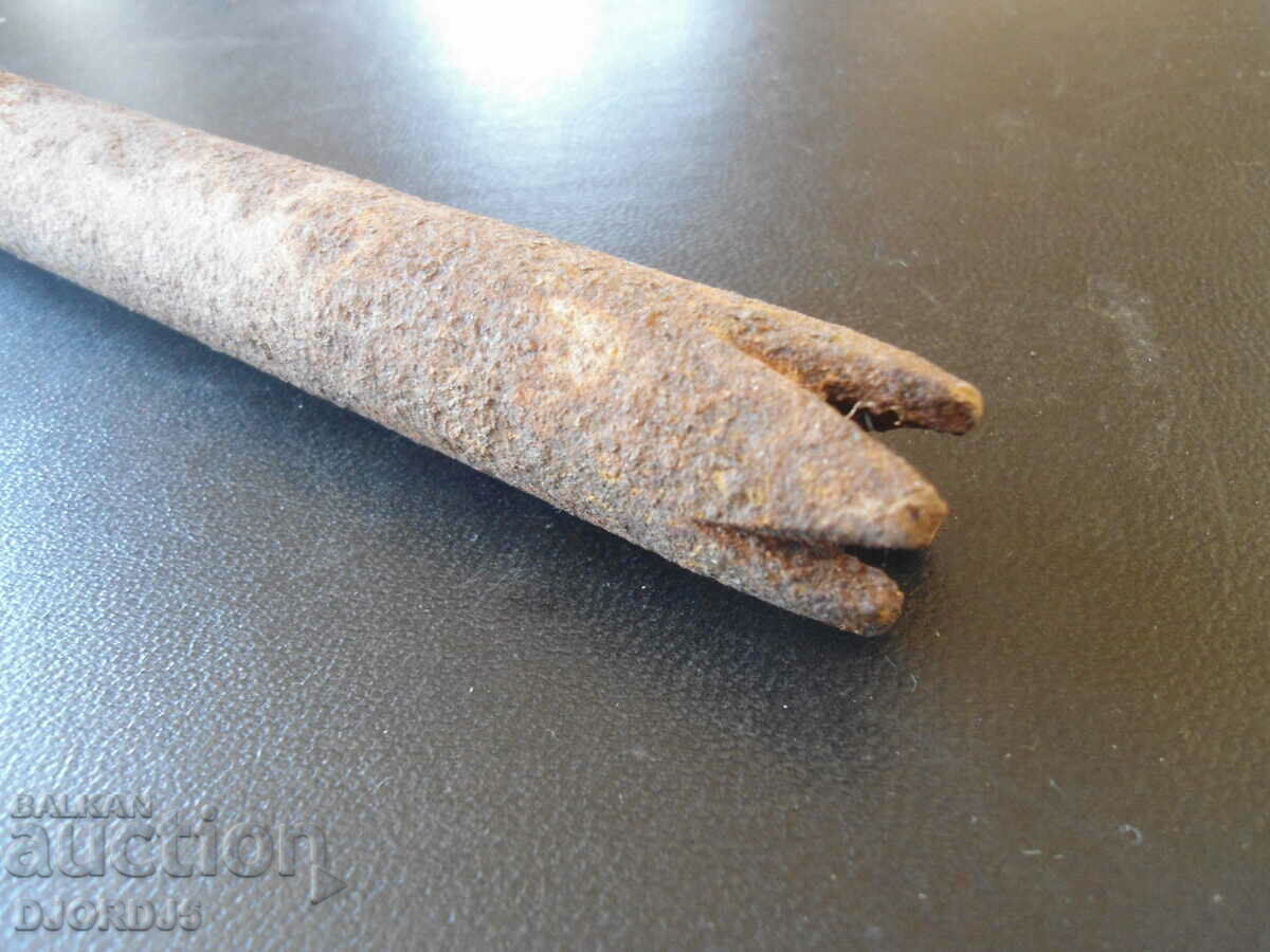 An old specialized tool with price 3.00 BGN | € 1.53 An old specialized tool with price 3.00 BGN | € 1.53