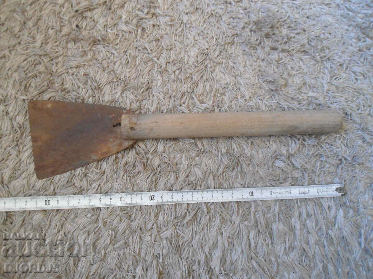 Auction Old tool, blade Auction Old tool, blade