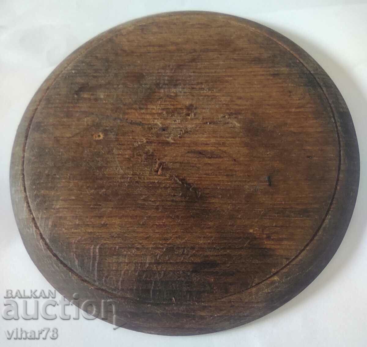 Delivery of Cutting board, wood for submission, wooden container, gift