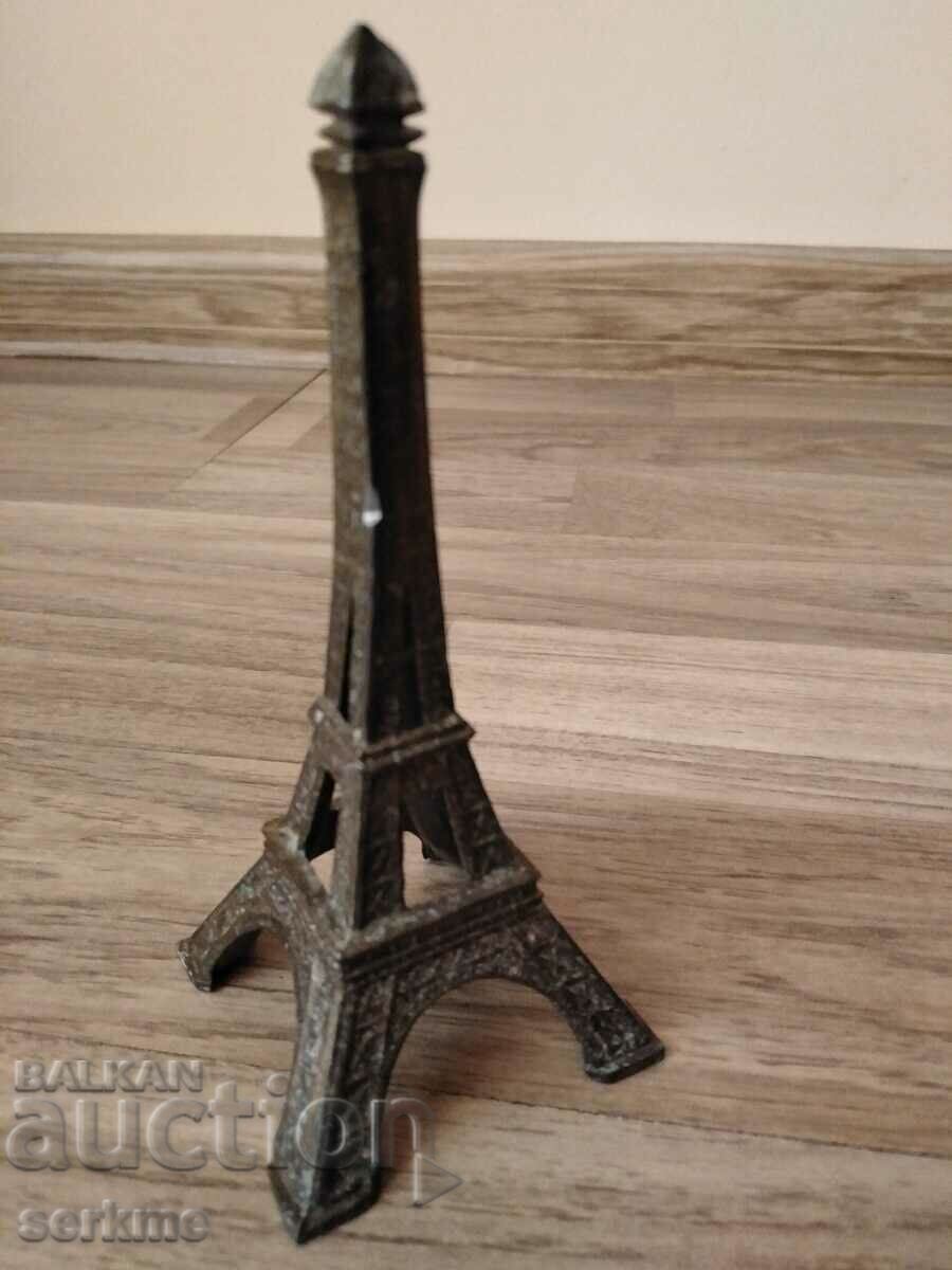 Eiffel Towers - 6 Eiffel Towers - 6