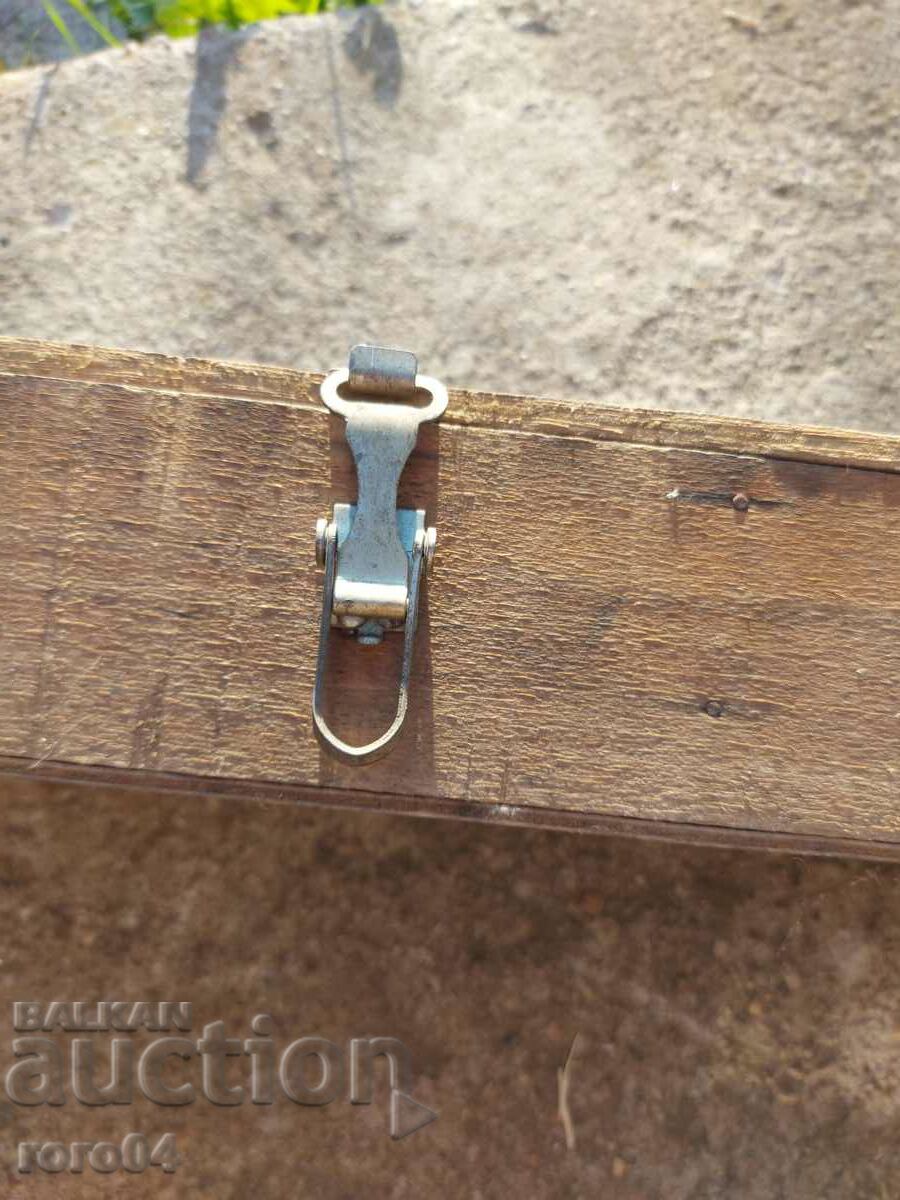 Auction BOX - WOOD Auction BOX - WOOD