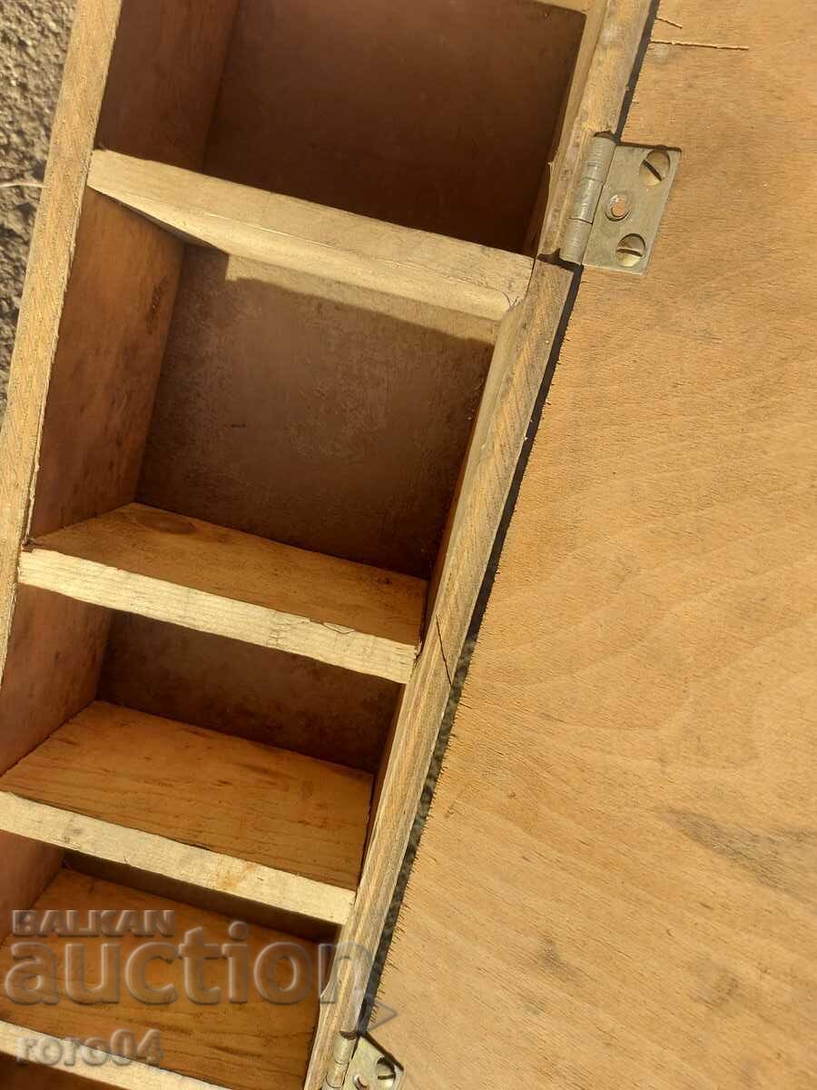 ΚΟΥΤΙ - ΞΥΛΟ - 5 ΚΟΥΤΙ - ΞΥΛΟ - 5