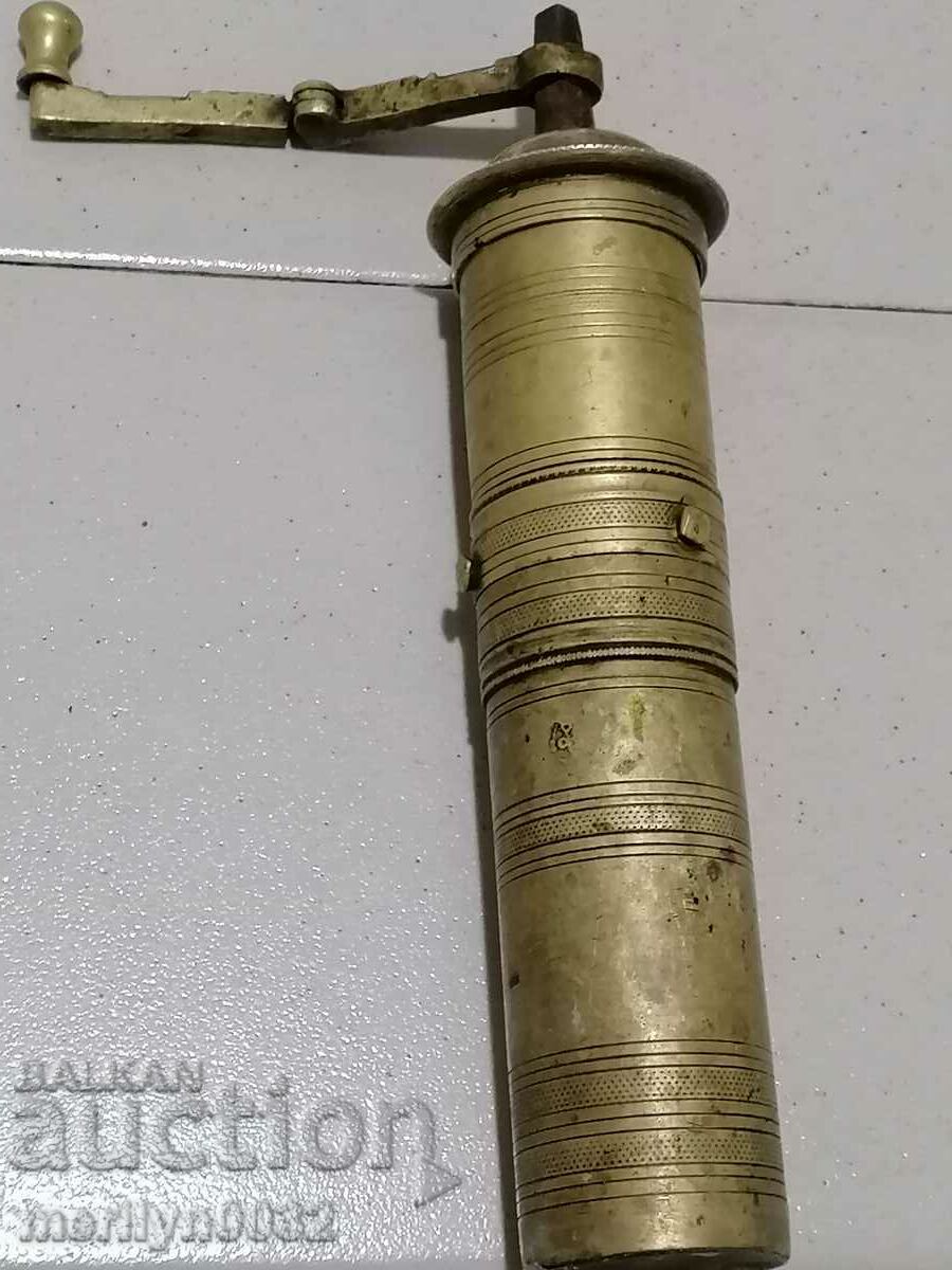 Ottoman hand grinder for pepper, coffee, grinder