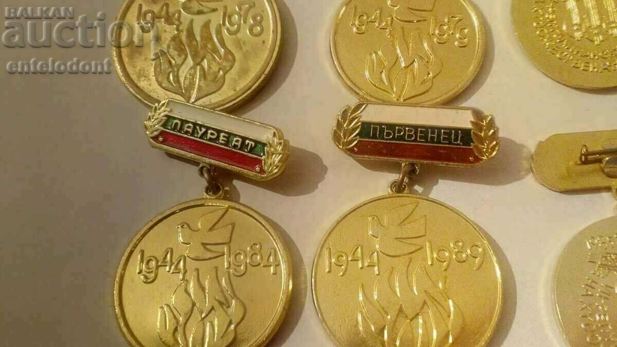 6 laureate/champion medals - 5 6 laureate/champion medals - 5