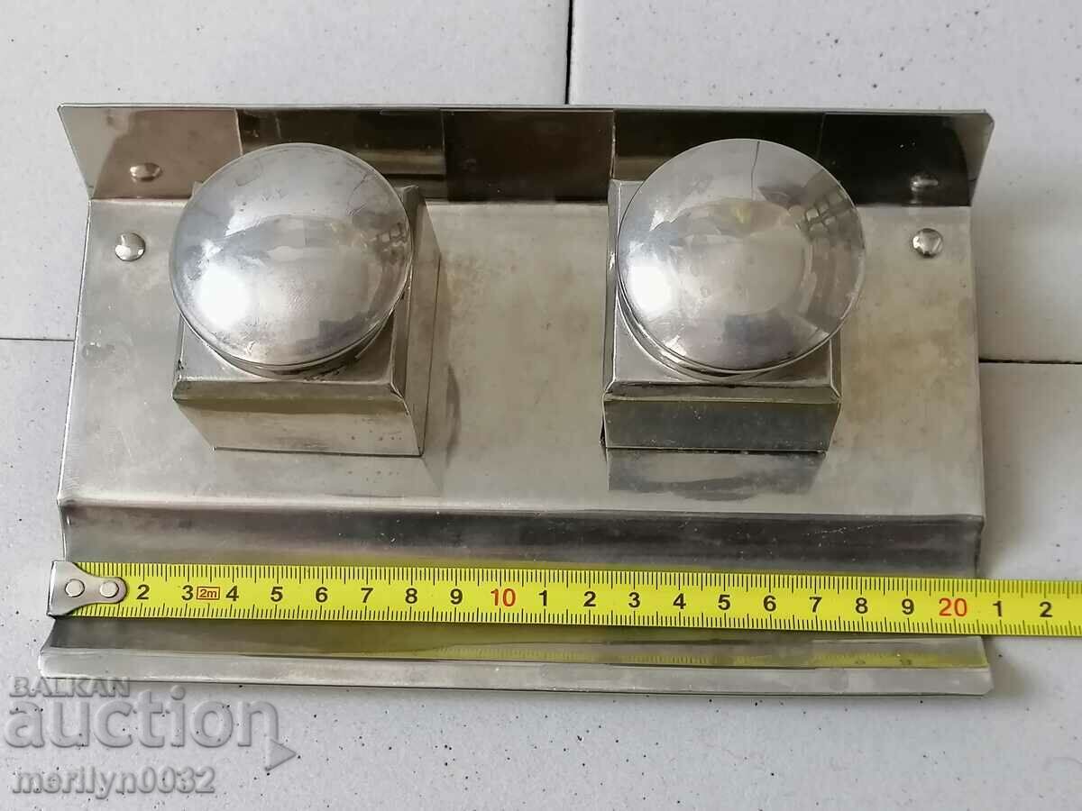 Delivery of Old inkwell without figure