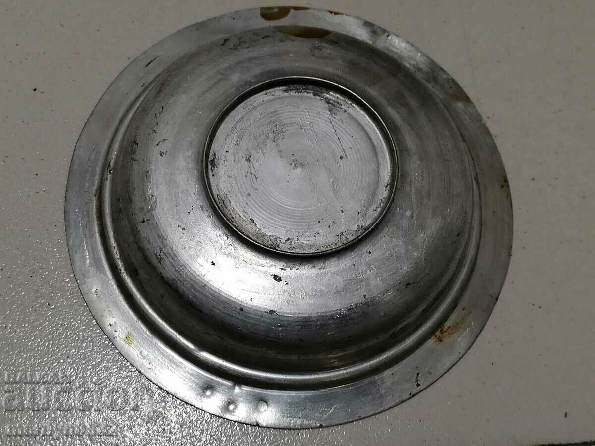 Auction Old copper sahan, baker, bowl, plate, tass Auction Old copper sahan, baker, bowl, plate, tass