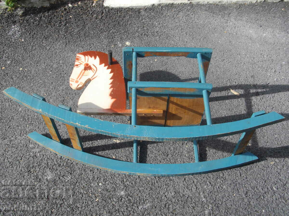 Delivery of OLD ROCKING HORSE Delivery of OLD ROCKING HORSE