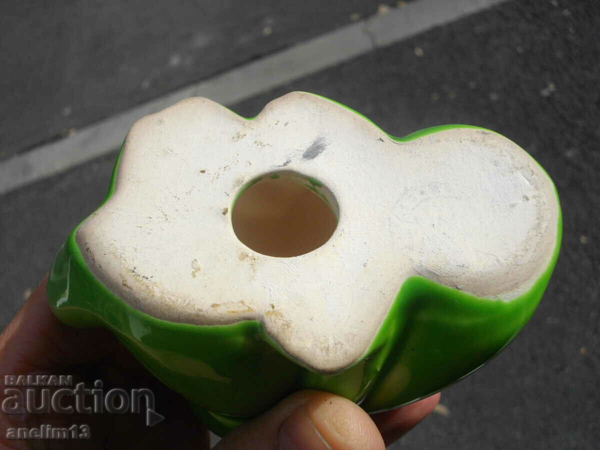 OLD PORCELAIN GLOVES - 7