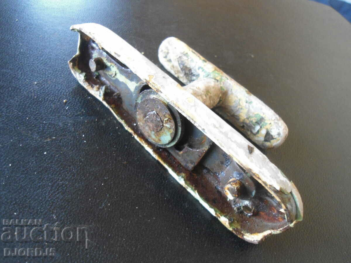 Delivery of Old handle, window Delivery of Old handle, window