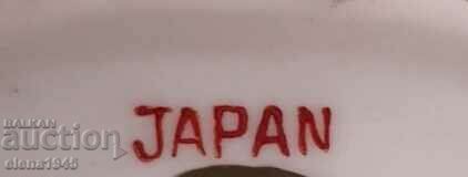 Porcelain figurines - 6 Porcelain figurines - 6