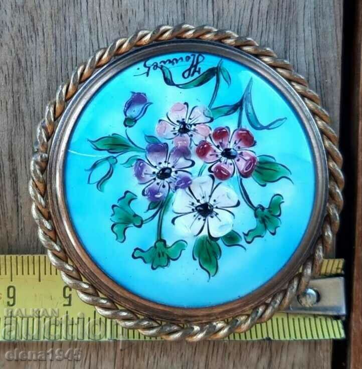 Αντίκα καρφίτσα με τιμή 50.00 BGN | € 25.56 Αντίκα καρφίτσα με τιμή 50.00 BGN | € 25.56