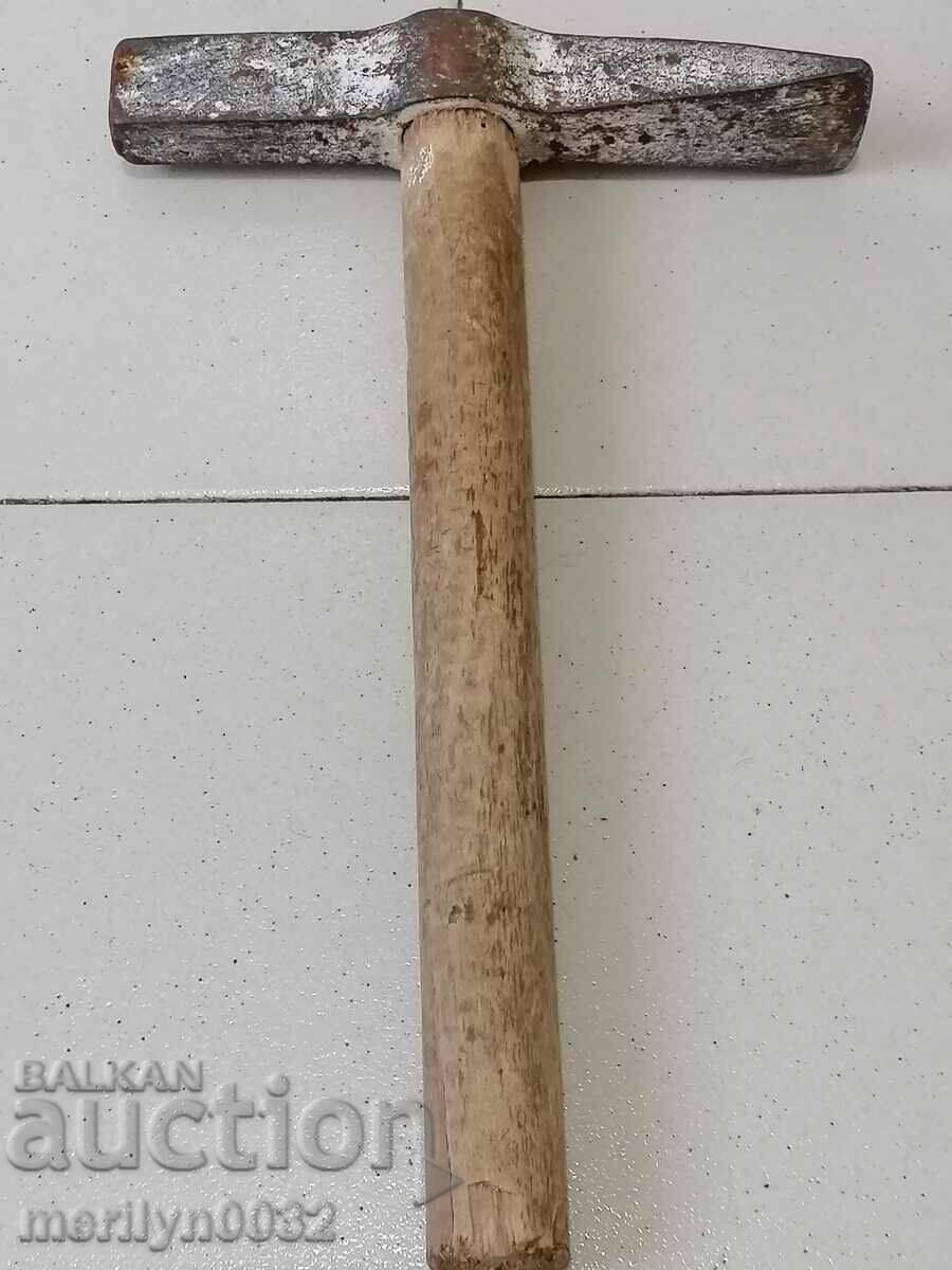 Old wrought iron carpenter's hammer with price 45.00 BGN | € 23.01 Old wrought iron carpenter's hammer with price 45.00 BGN | € 23.01