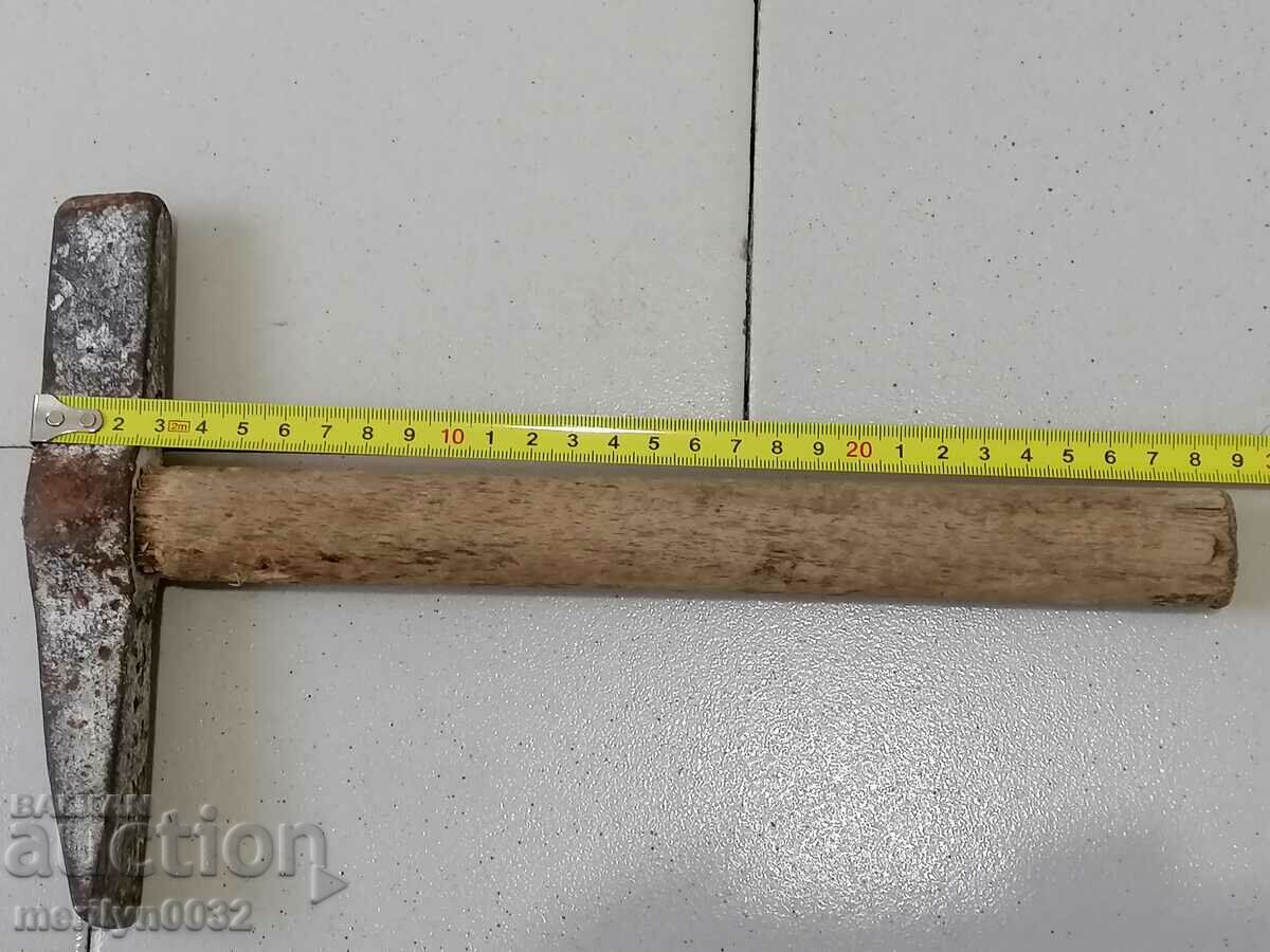 Auction Old wrought iron carpenter's hammer Auction Old wrought iron carpenter's hammer